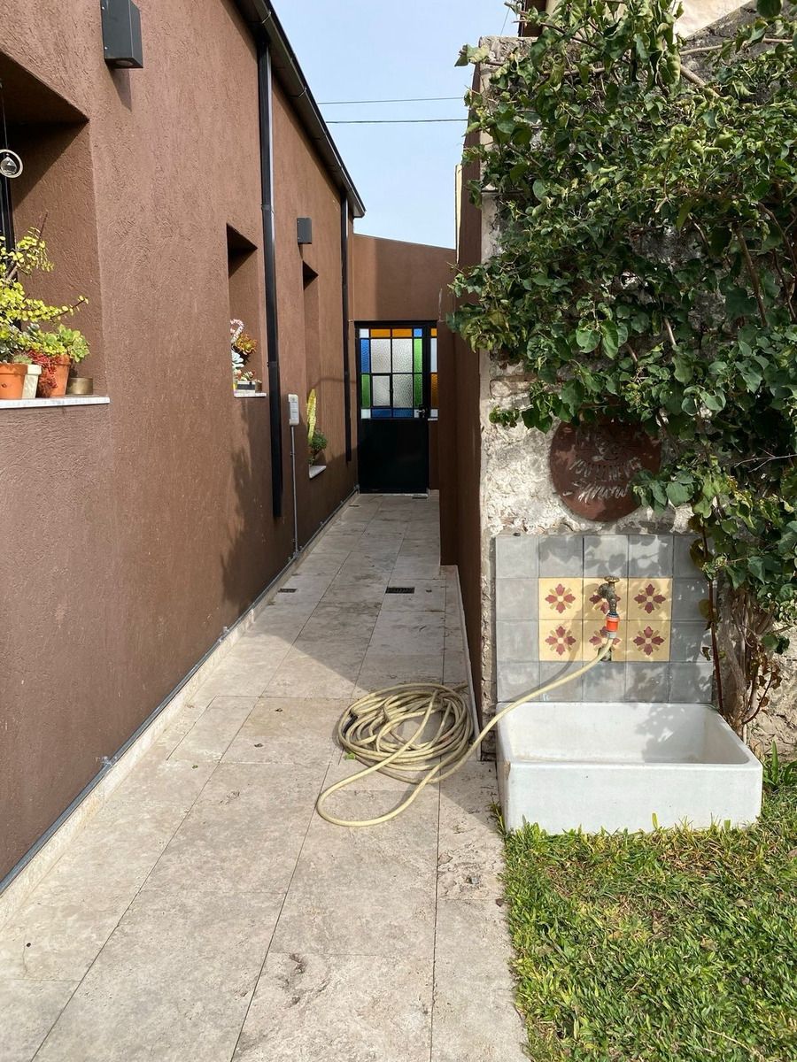Casa en Venta en Moron, G.B.A. Zona Oeste