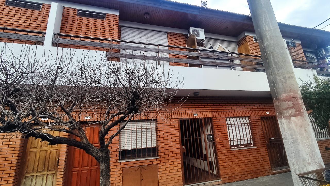 Departamento en Melo 500