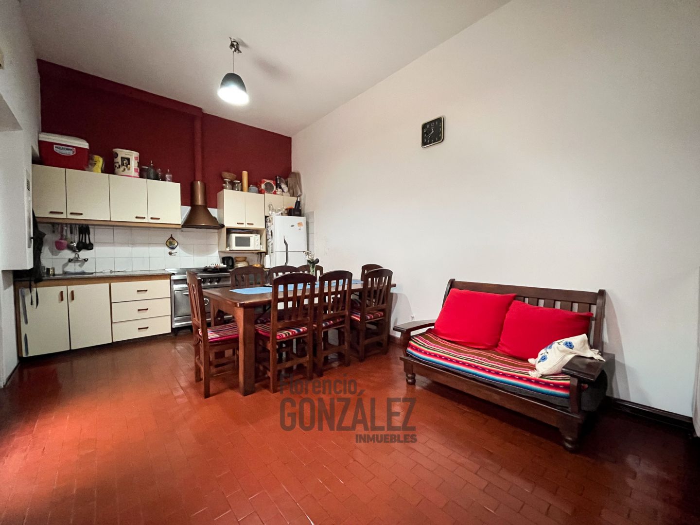 Departamento en PRIMERA JUNTA 5700