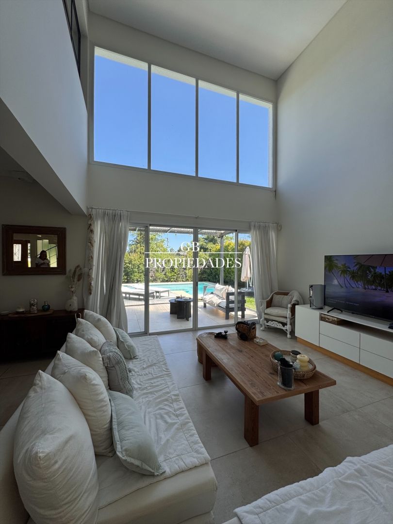 VENTA DE CASA EN Pilar - Ayres Plaza - 33