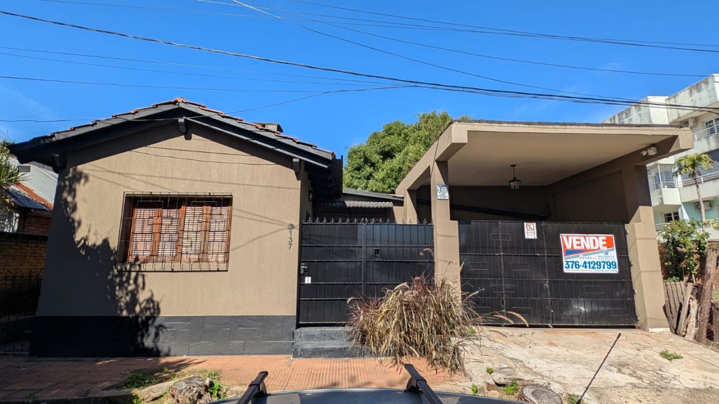 Casa en venta Centro Cívico 4 ambientes