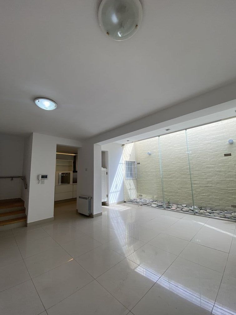 Casa en alquiler Centro 4 ambientes