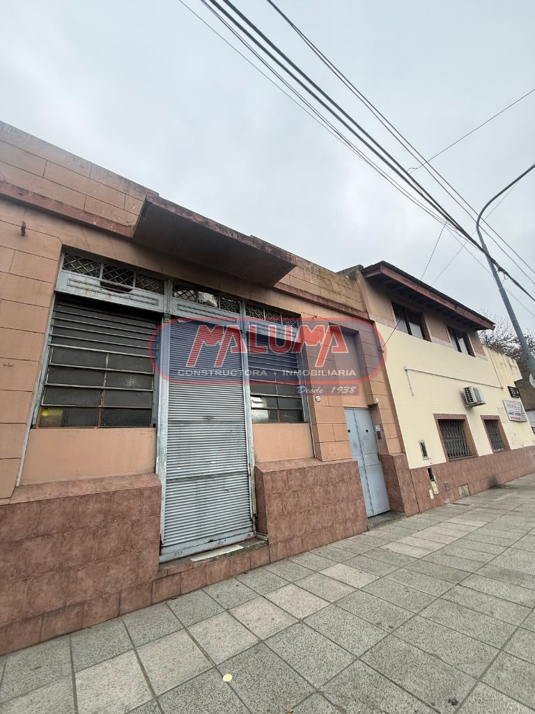 Galpon en Av. Directorio 6700