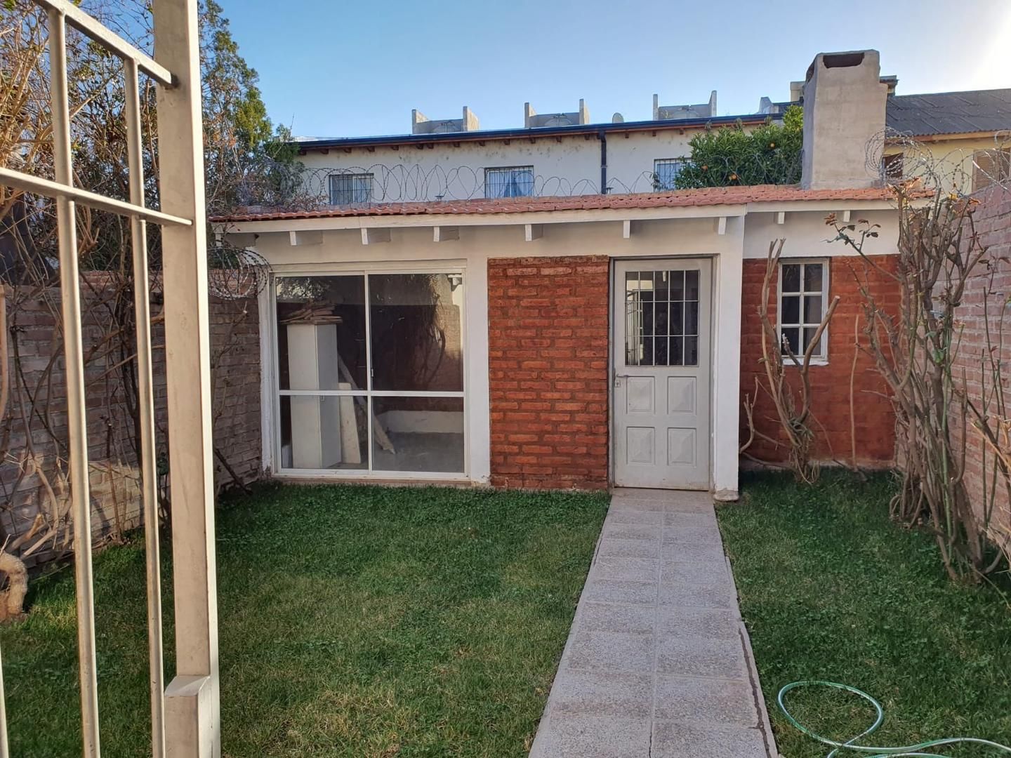 VENTA DE CASA EN Neuquén - Provincias Unidas - 22