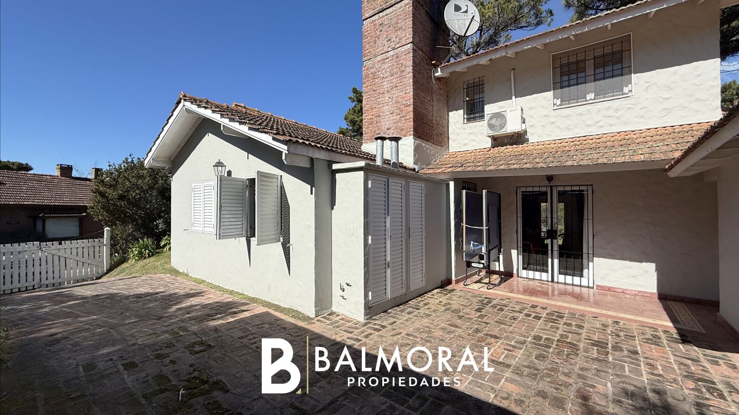 ALQUILER DE CASA EN Pinamar - Centro - 27
