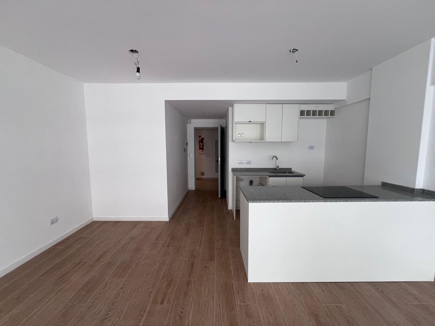 Departamento en Franklin Delano 1500