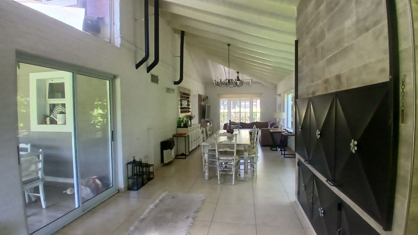 VENTA DE CASA EN Esteban Echeverría - 11