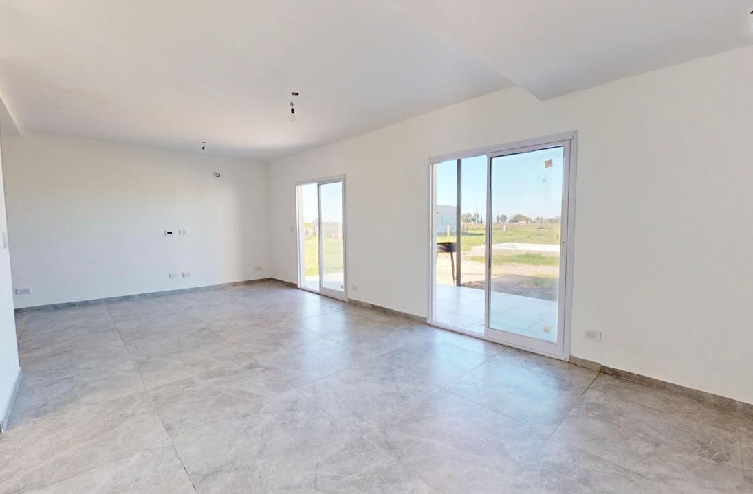 VENTA DE CASA EN Ezeiza - Laguna Azul - 14