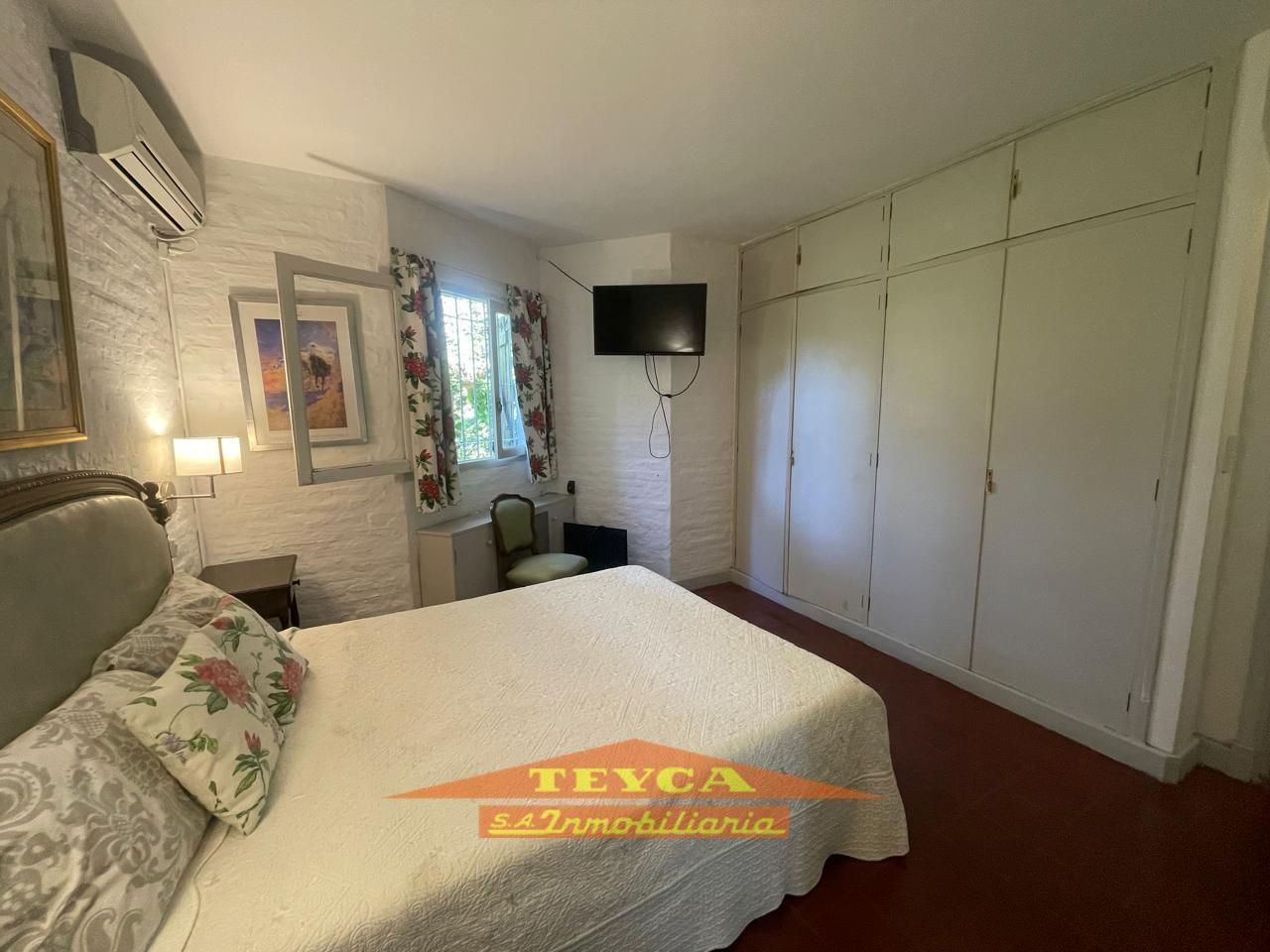 Casa en venta Lasalle 5 ambientes
