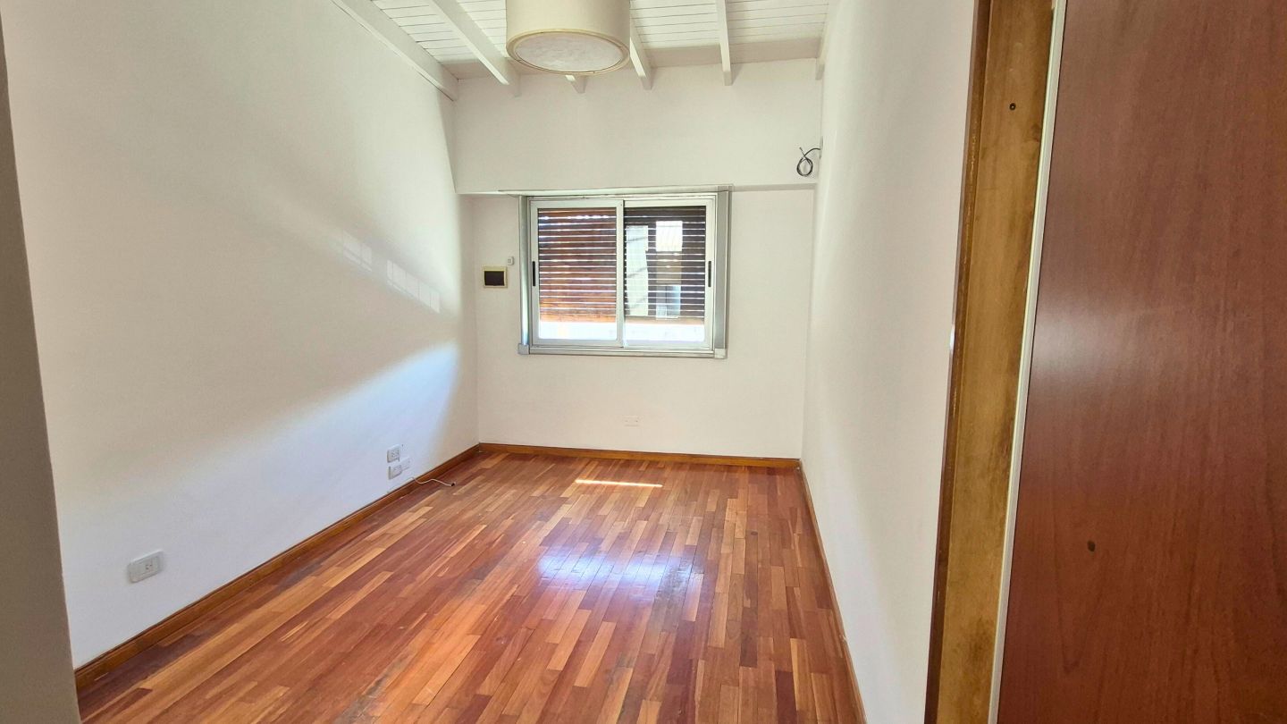 Casa en Venta en General San Martin, G.B.A. Zona Norte