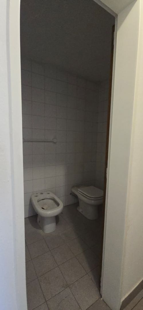 VENTA DE OFICINA EN Neuquén - 16
