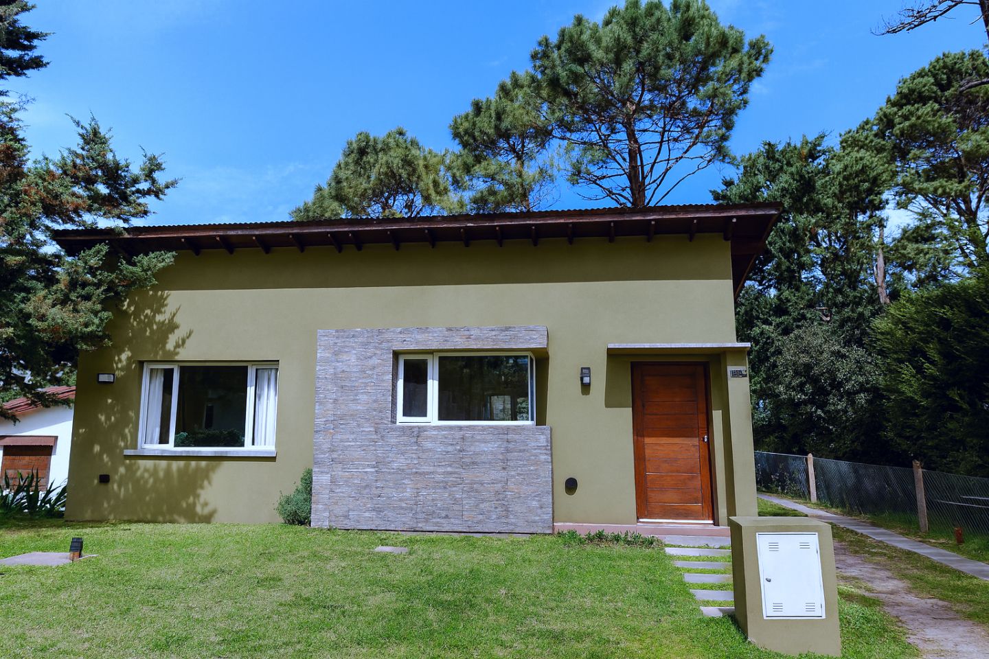 Casa en Venta en Pinamar, Buenos Aires Costa Atlantica