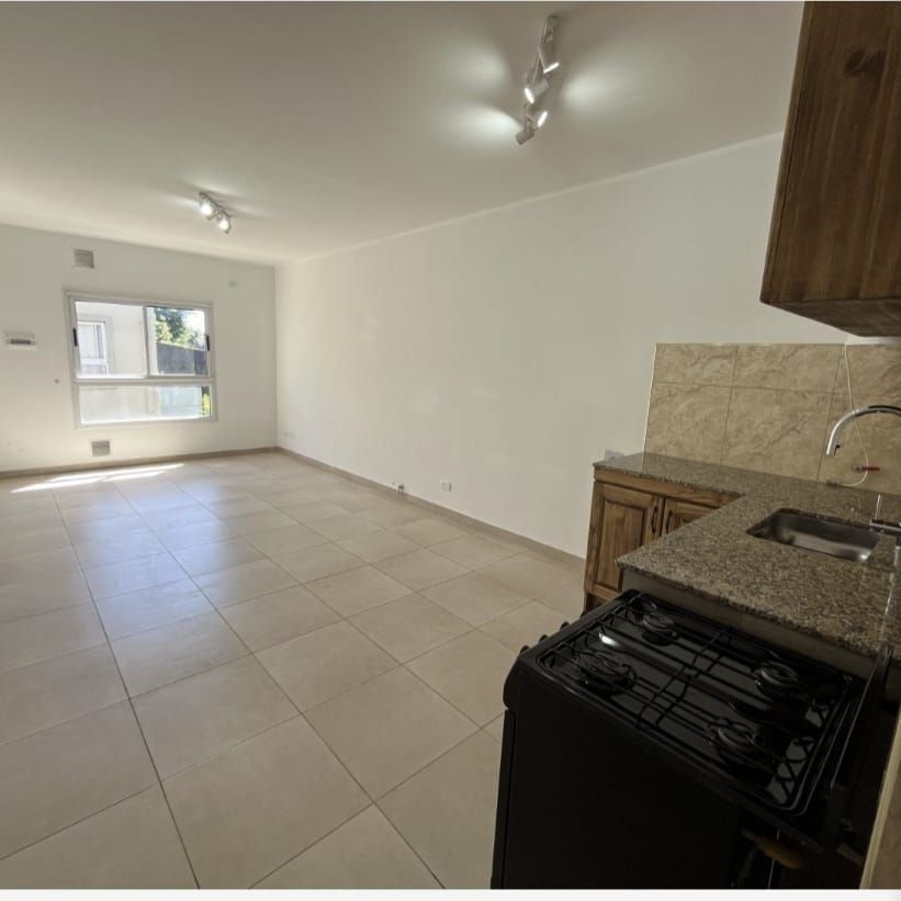 ALQUILER DE DEPARTAMENTO EN José C Paz - José C Paz — foto 9