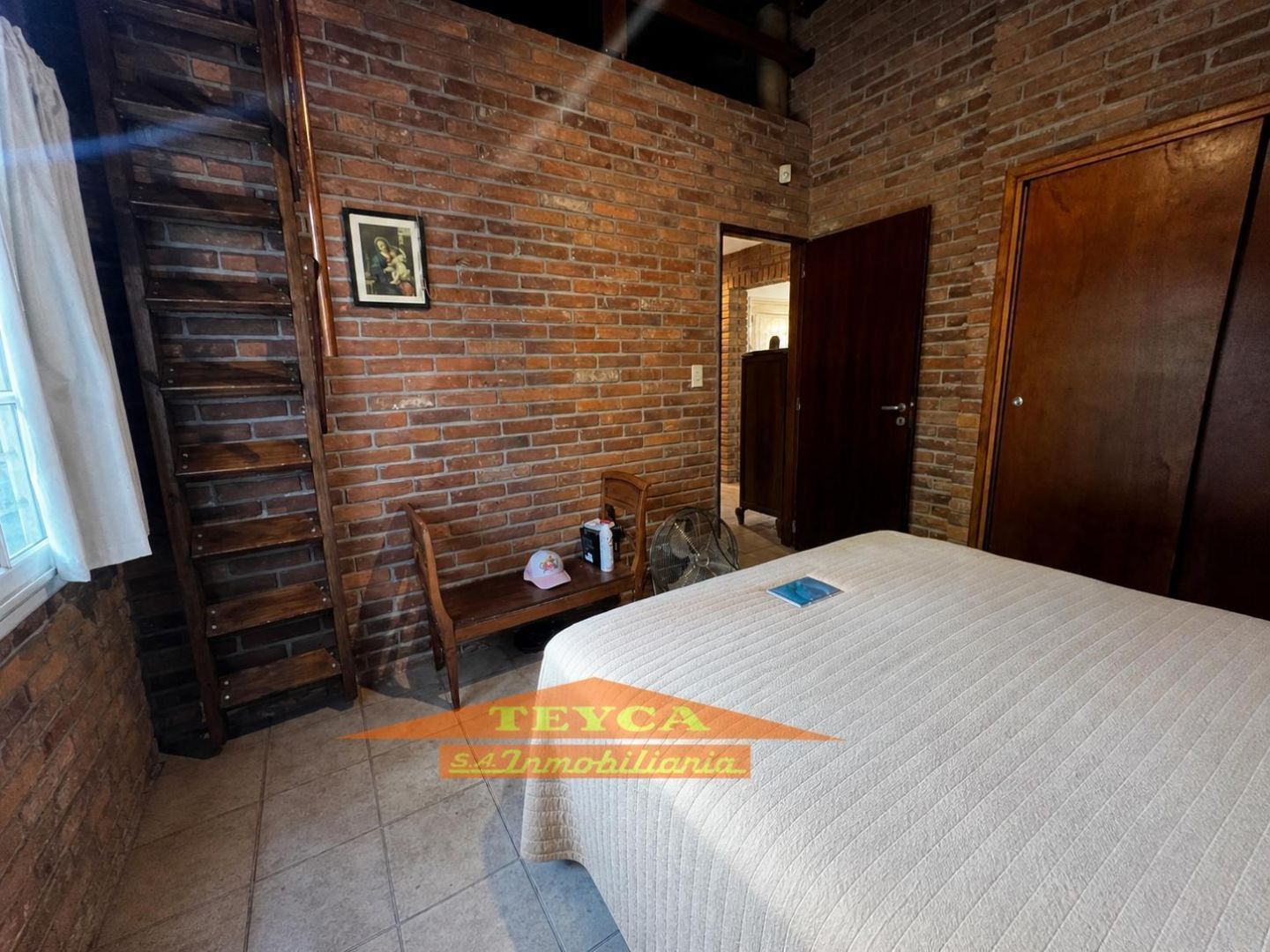 Casa en venta Lasalle 5 ambientes