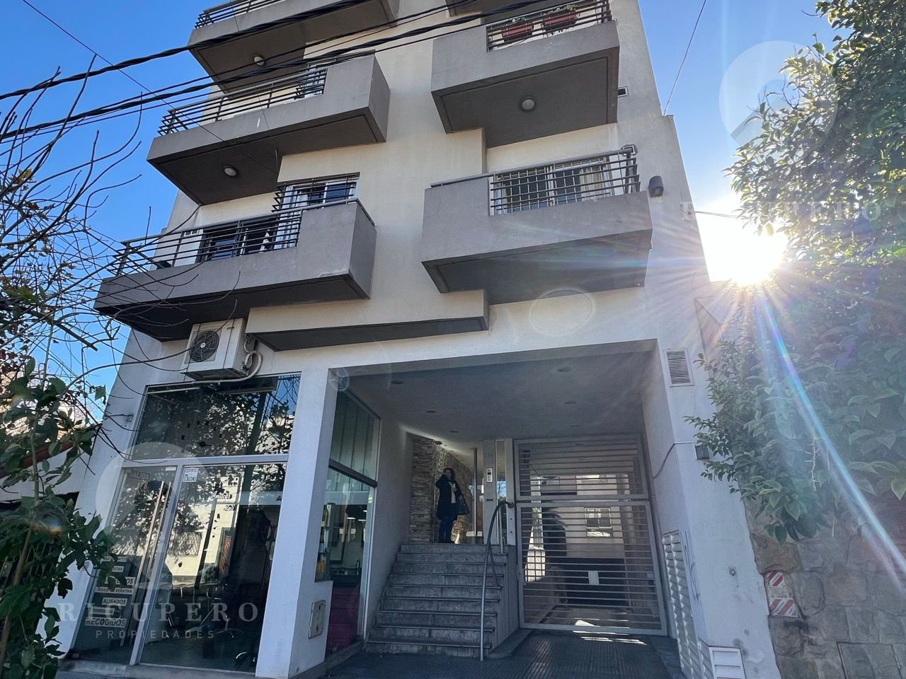 Departamento en VIAMONTE 100