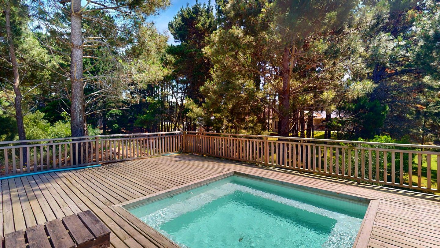 VENTA DE CASA EN Costa Esmeralda - Deportiva - 34
