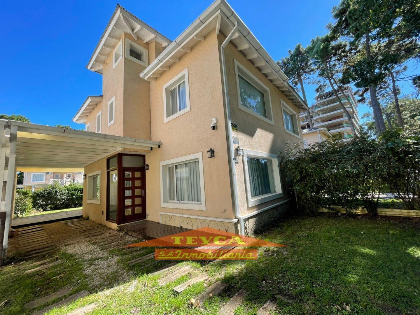 Casa en venta Pinamar 4 ambientes