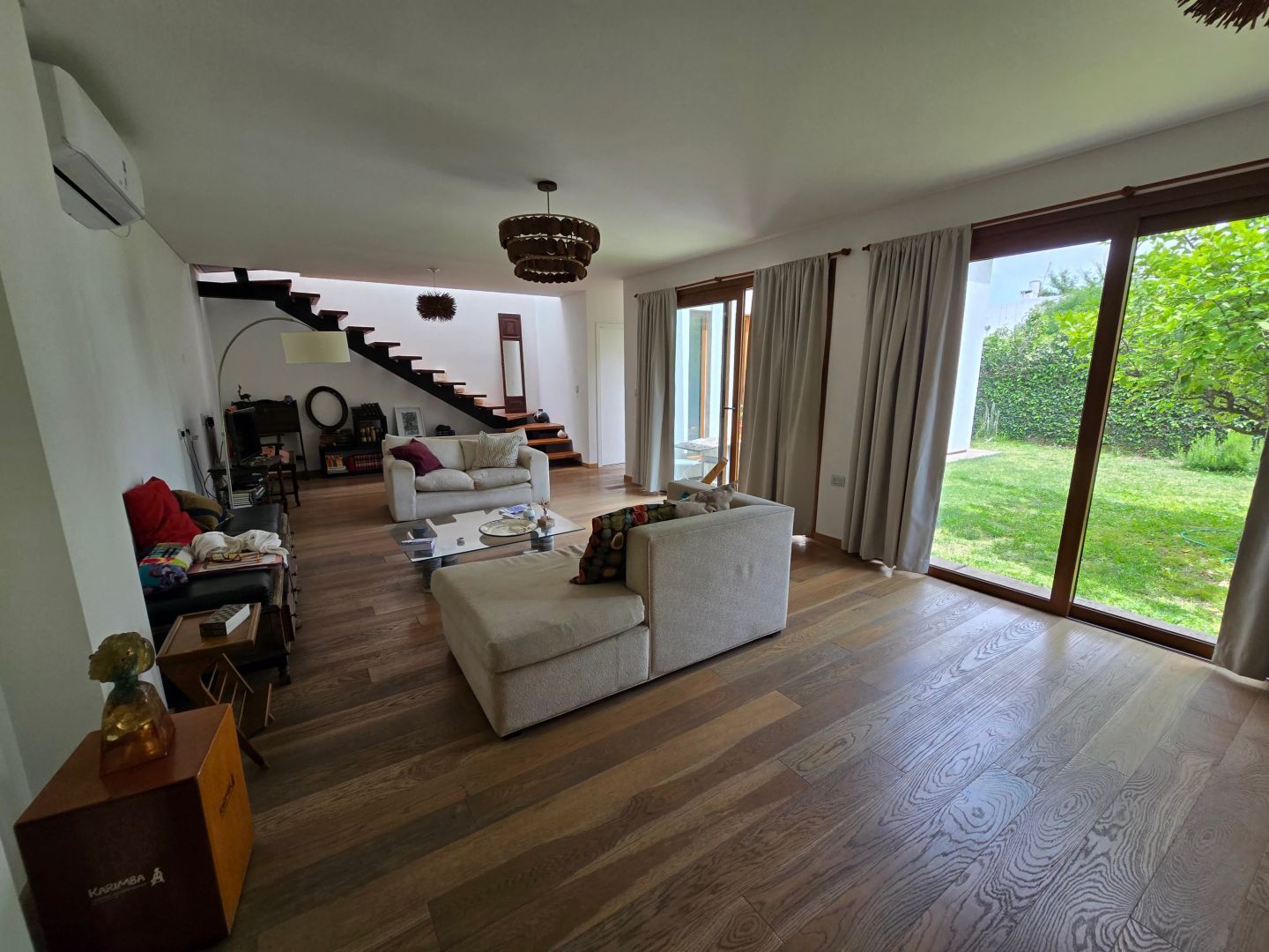 Casa en Rogelio Martínez 4 ambientes