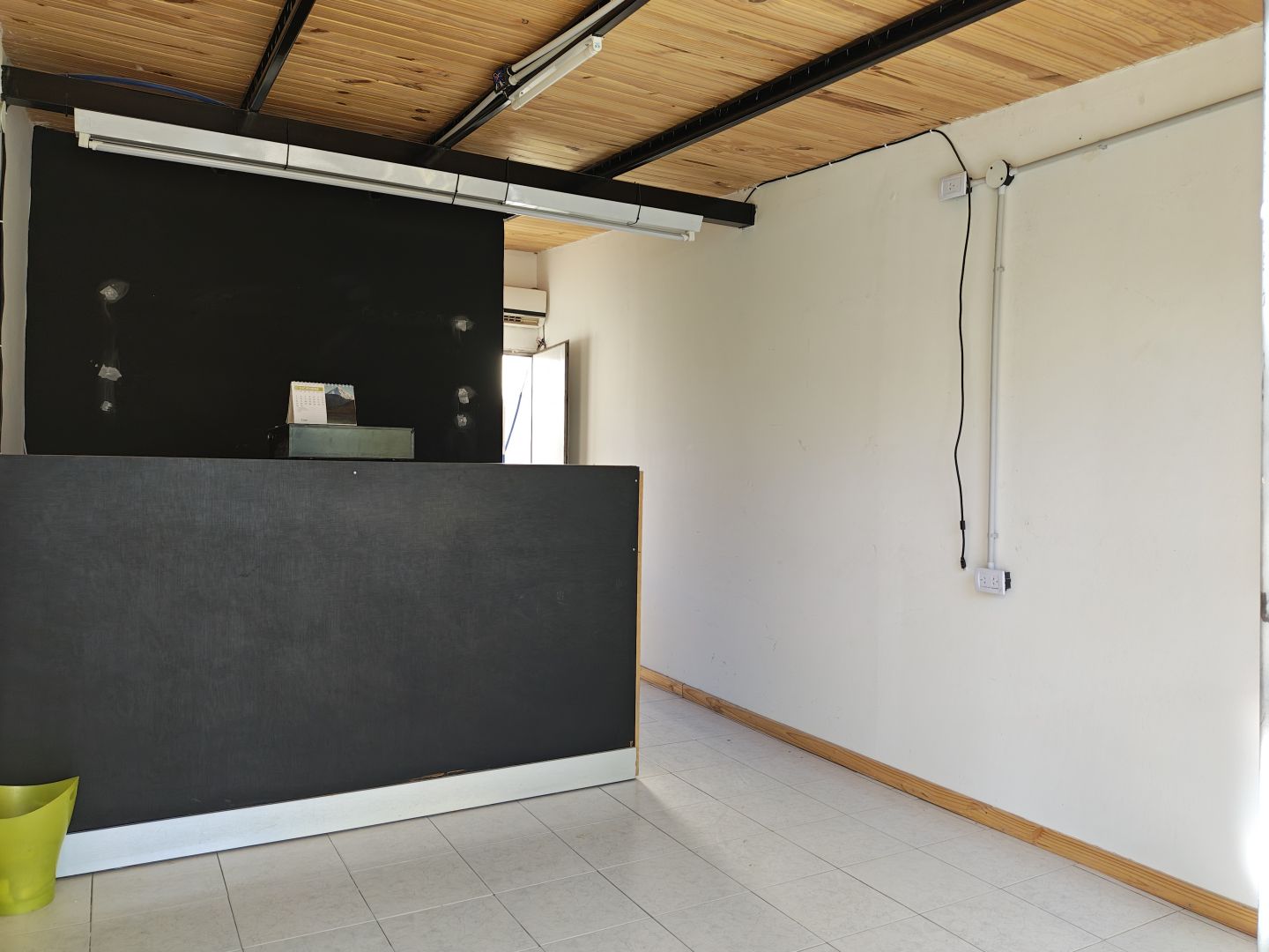 Local Comercial en Alquiler en Neuquen, Neuquen