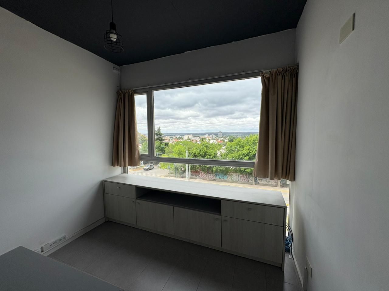 Oficina en Alquiler en Neuquen, Neuquen