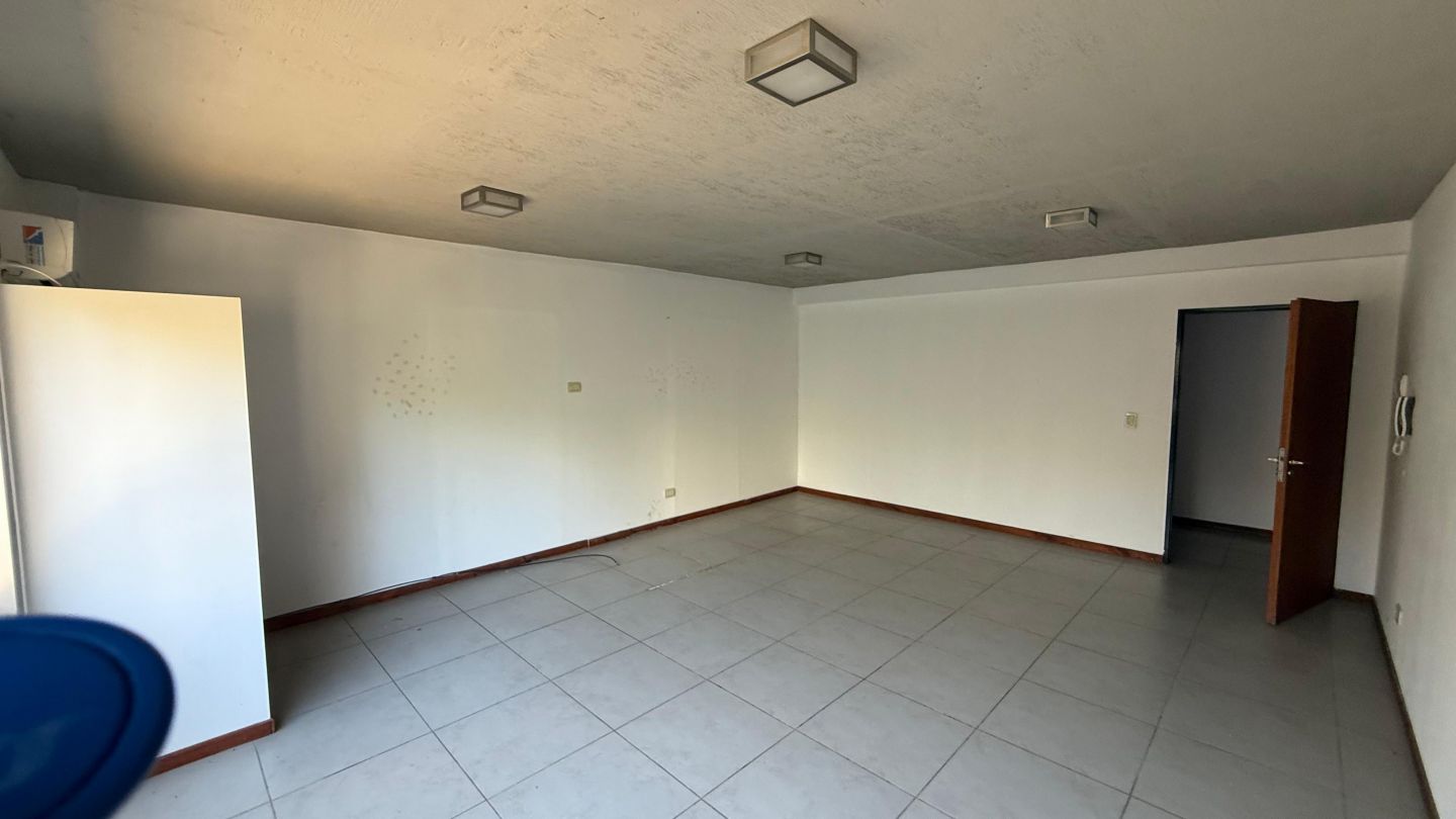 Oficina en Alquiler en Moreno, G.B.A. Zona Oeste