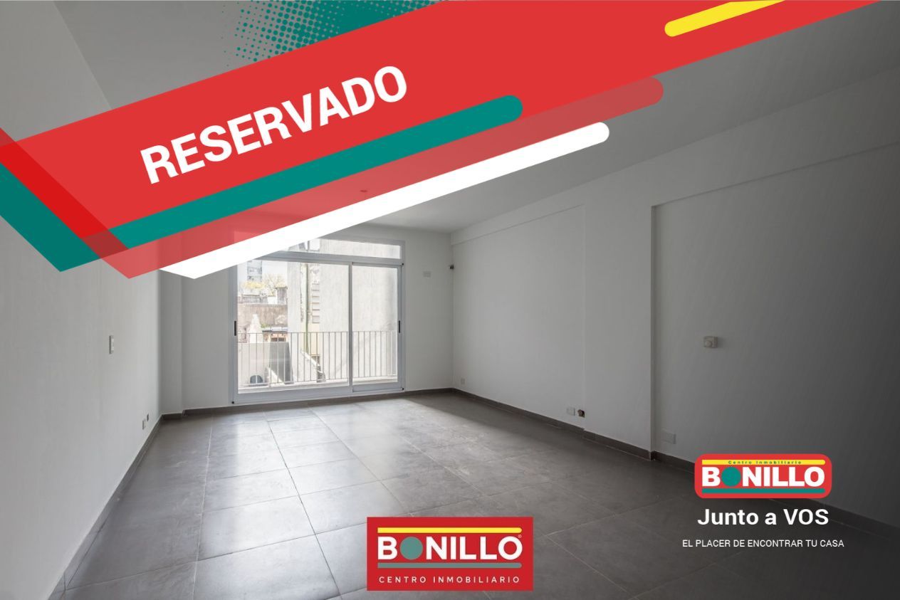Departamento en AV MOSCONI 2500
