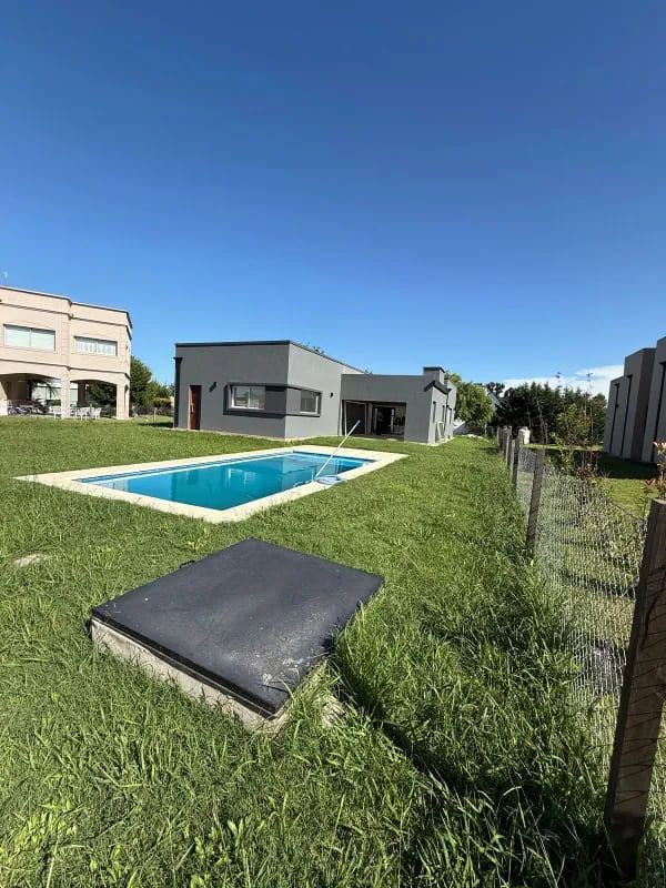VENTA DE CASA EN Presidente Perón - Santo Domingo - 21