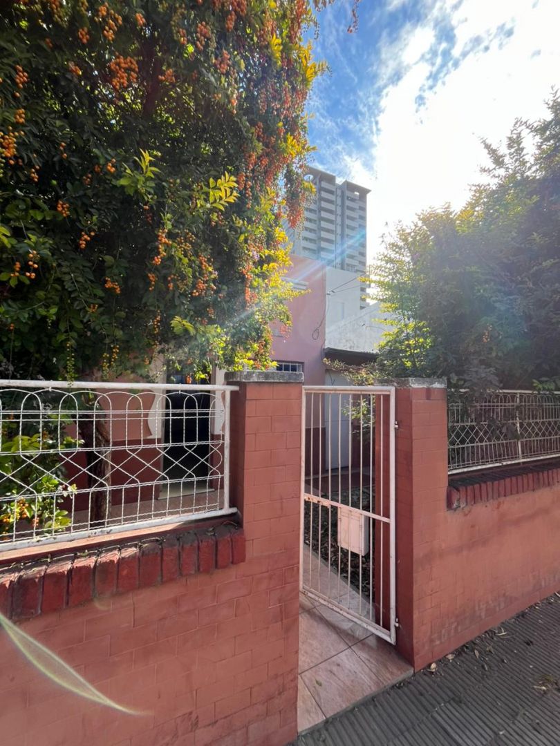 Casa en venta Sargento Cabral 2 ambientes