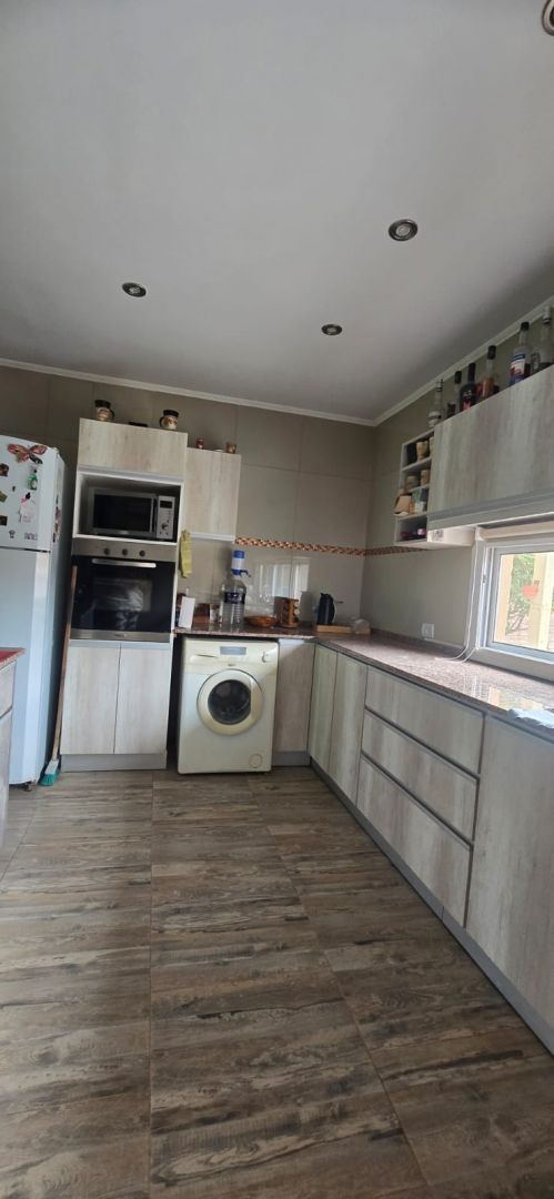 Casa en Venta en Fernandez Oro, Rio Negro