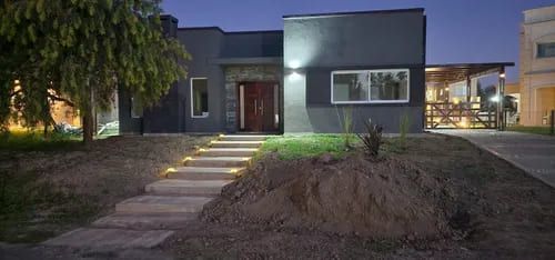 VENTA DE CASA EN Presidente Perón - Santo Domingo - 2