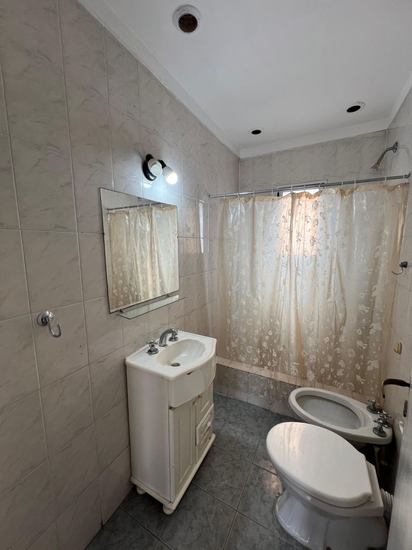 Casa en Alquiler en General San Martin, G.B.A. Zona Norte