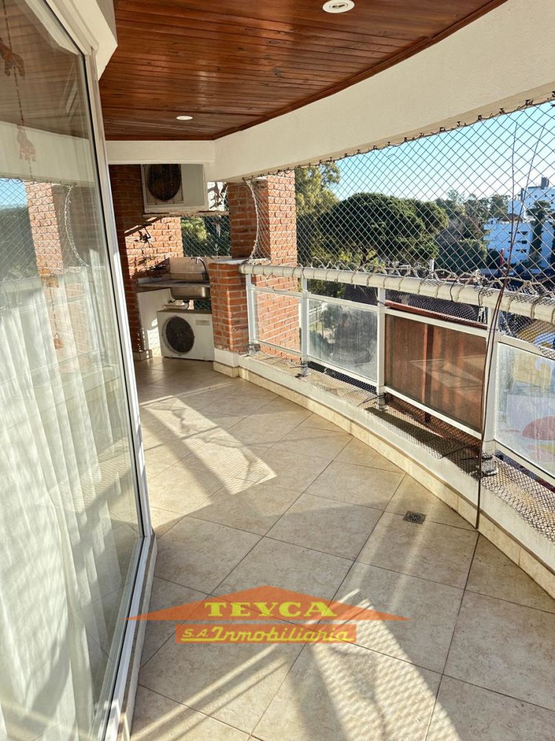 Departamento en venta  4 ambientes