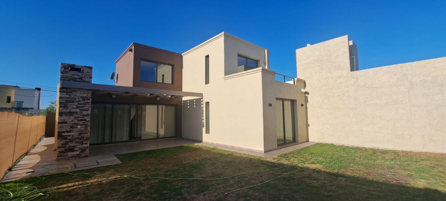 Casa en Venta en Maipu, Mendoza
