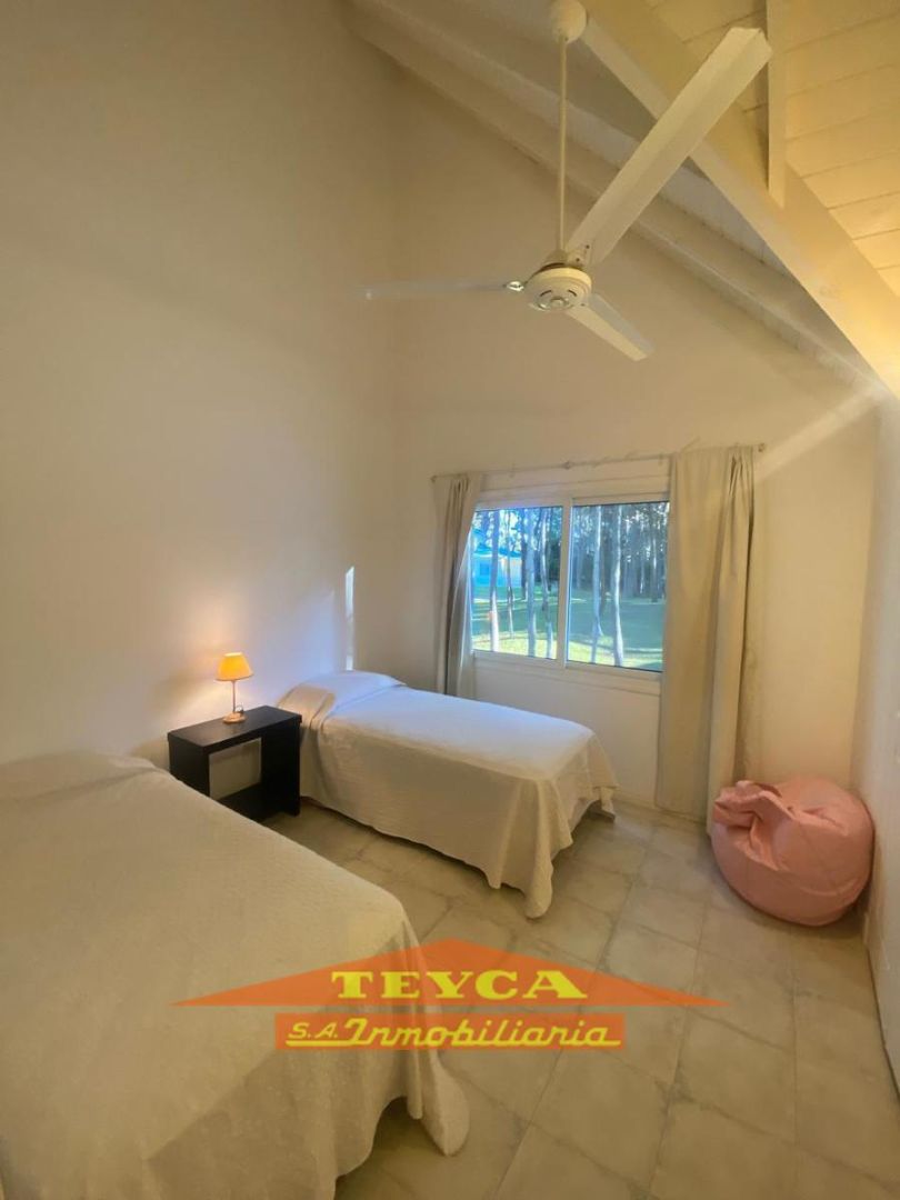 Casa en venta Pinamar Chico 5 ambientes
