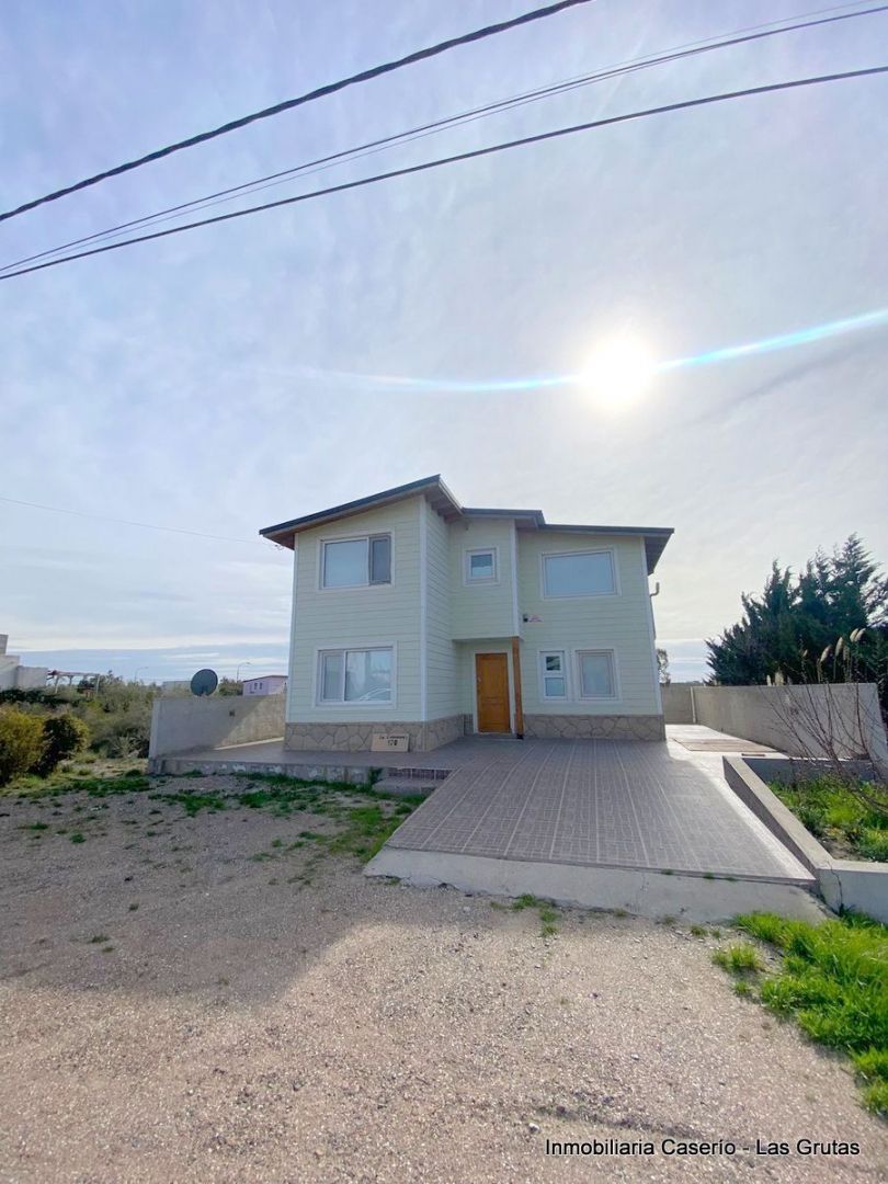 Casa en venta y alquiler 4 ambientes