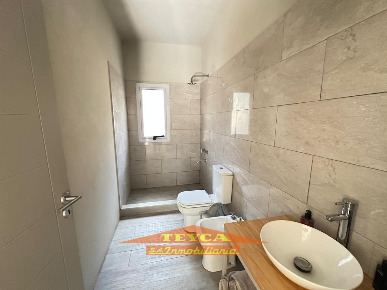 Casa en venta  5 ambientes