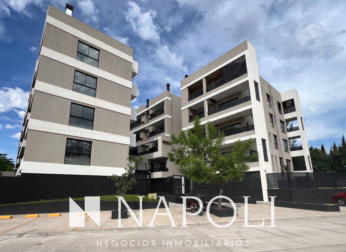 Departamento en Chiron 2200
