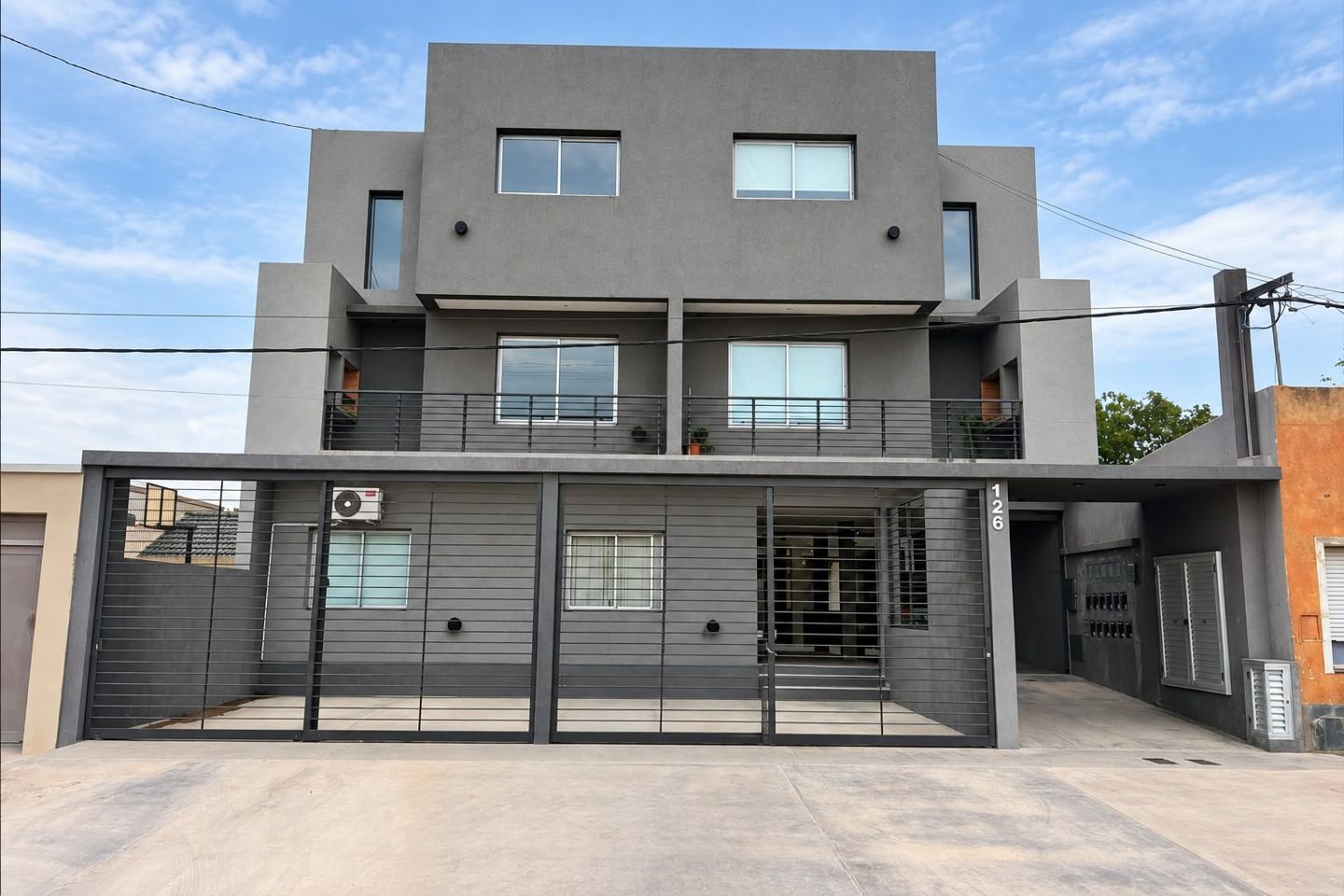 listing item