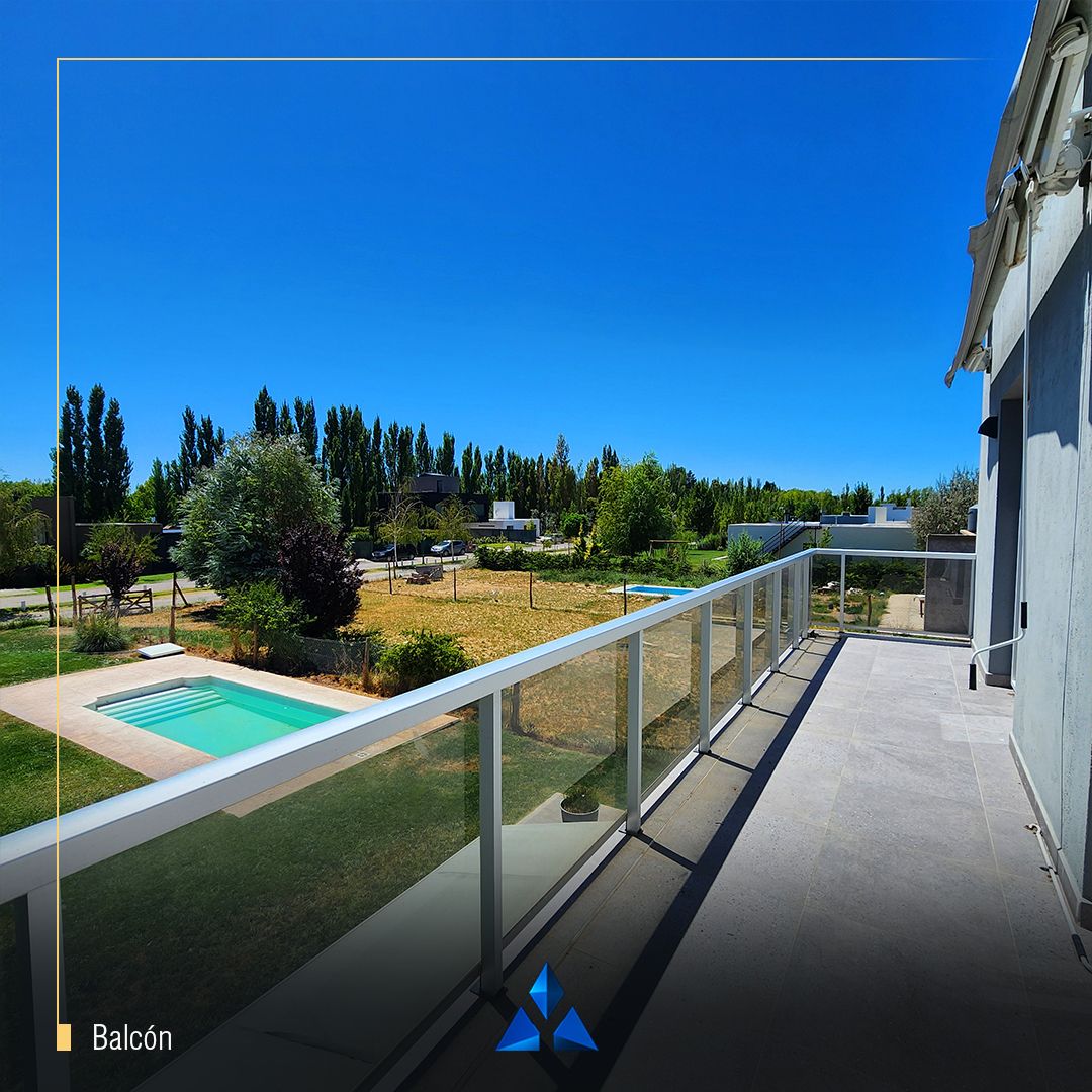 VENTA DE CASA EN General Roca - 16