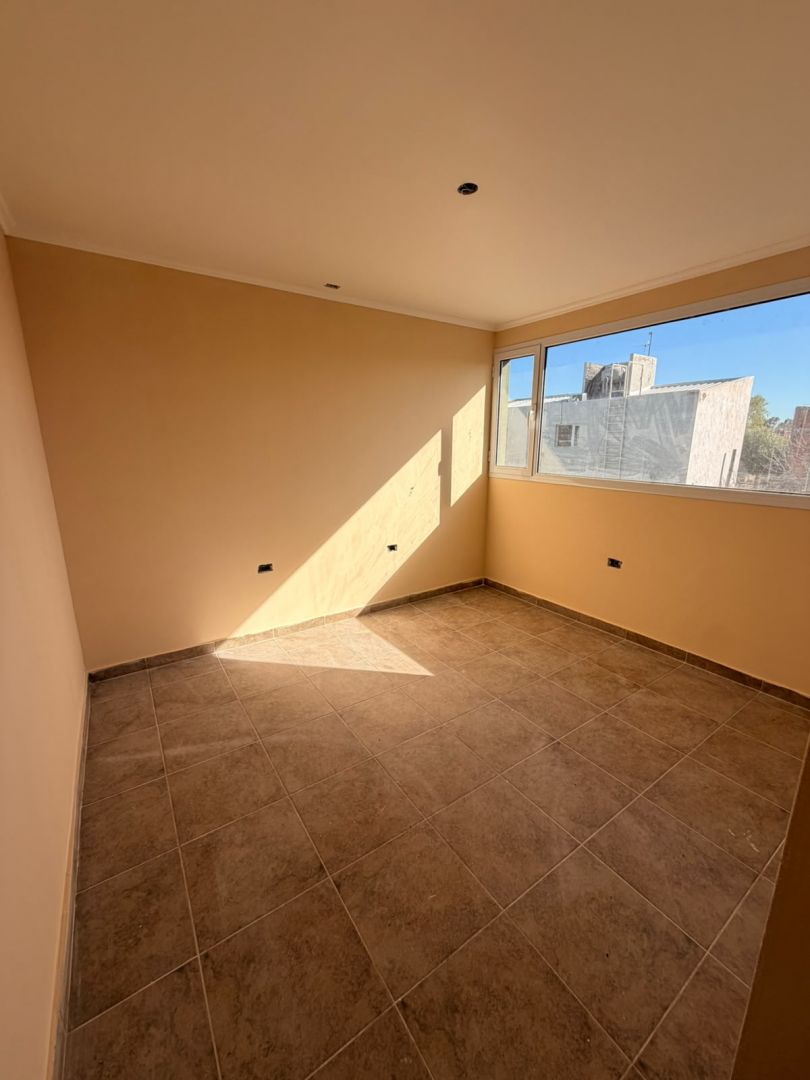 Casa en Venta en Fernandez Oro, Rio Negro