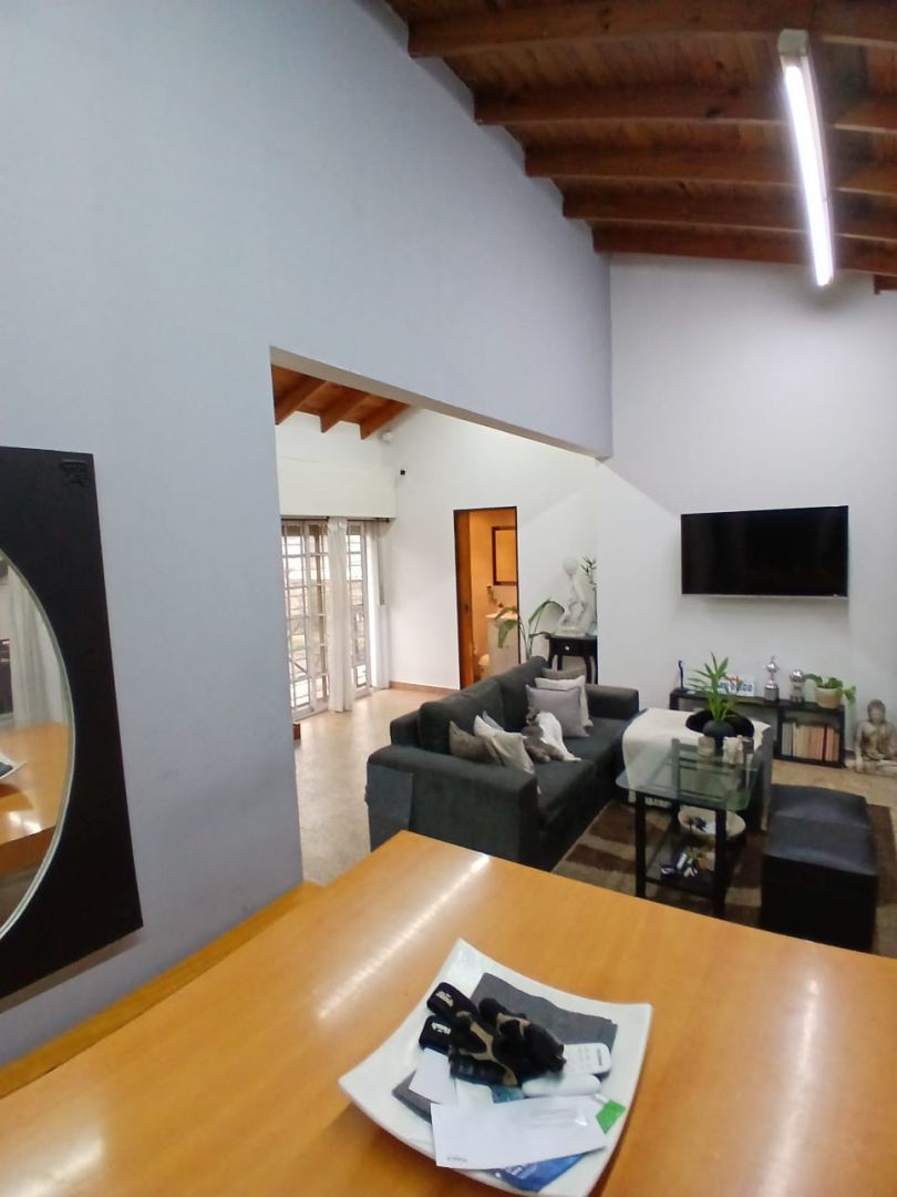Casa en Venta en Moron, G.B.A. Zona Oeste