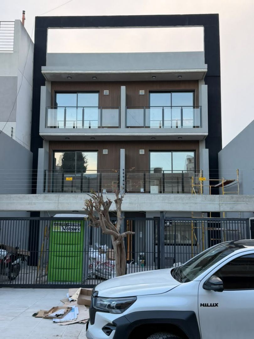 Departamento en CERRITO 400