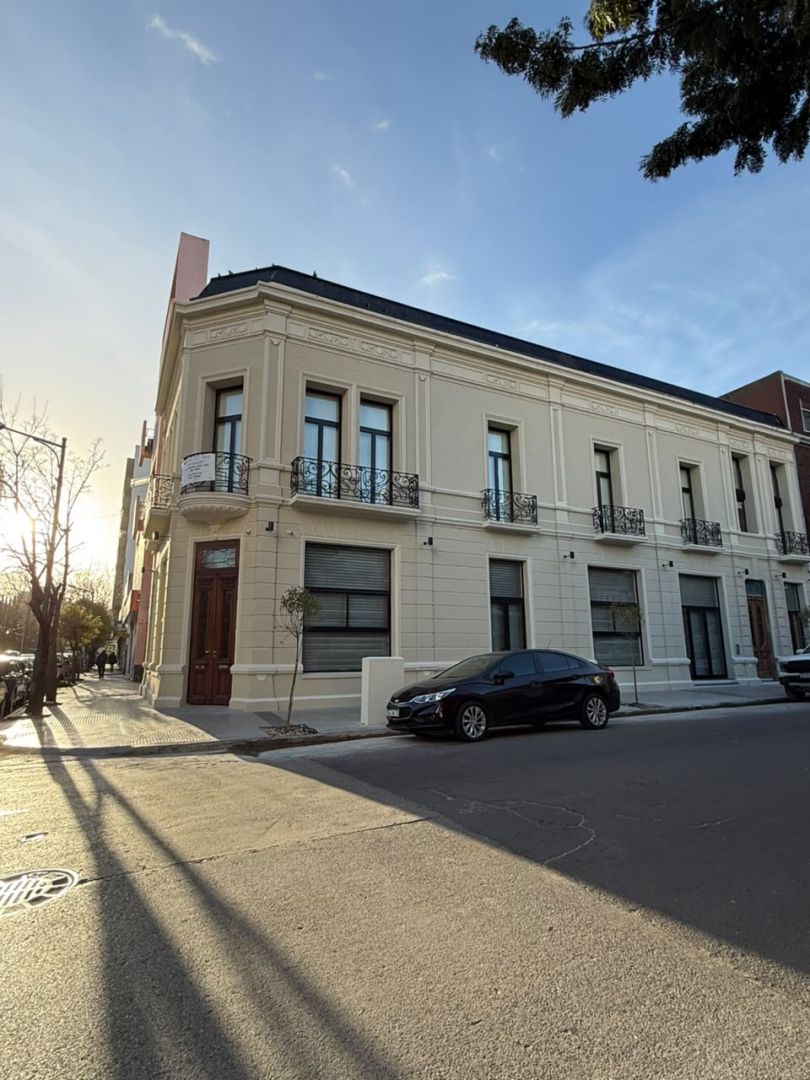 Local Comercial en españa 1700