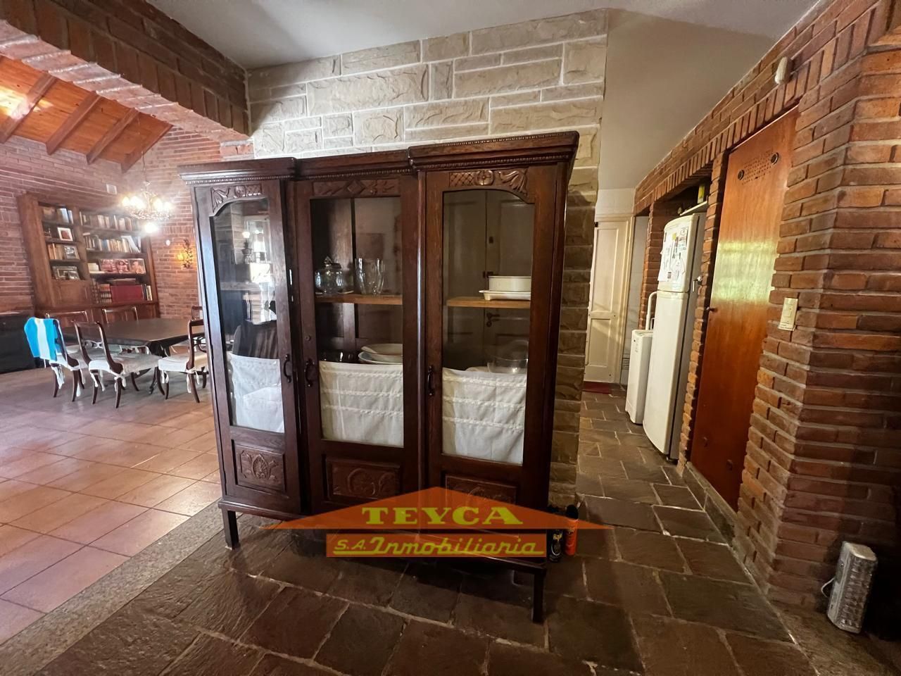 Casa en venta Lasalle 5 ambientes