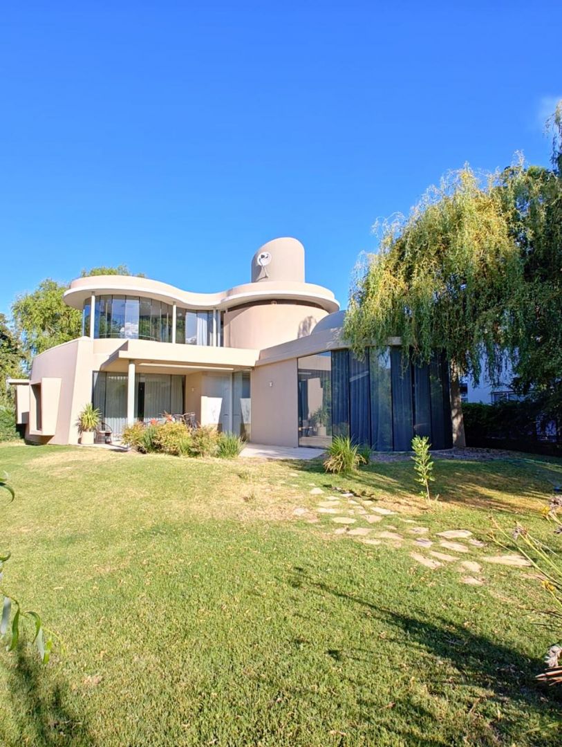 VENTA DE CASA EN Centenario - LA COMARCA - 1