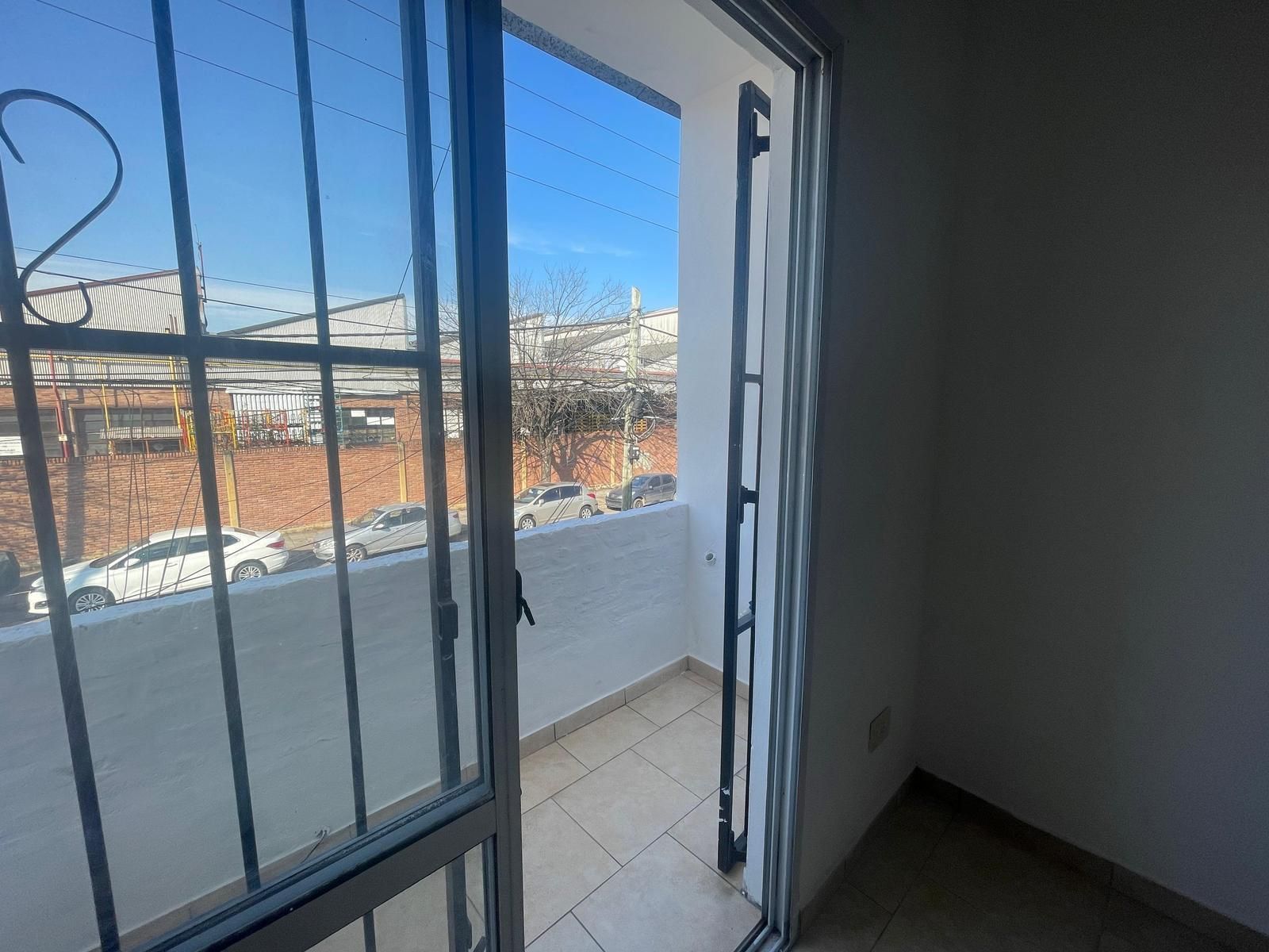 Departamento en Venta en Tres de Febrero, G.B.A. Zona Oeste