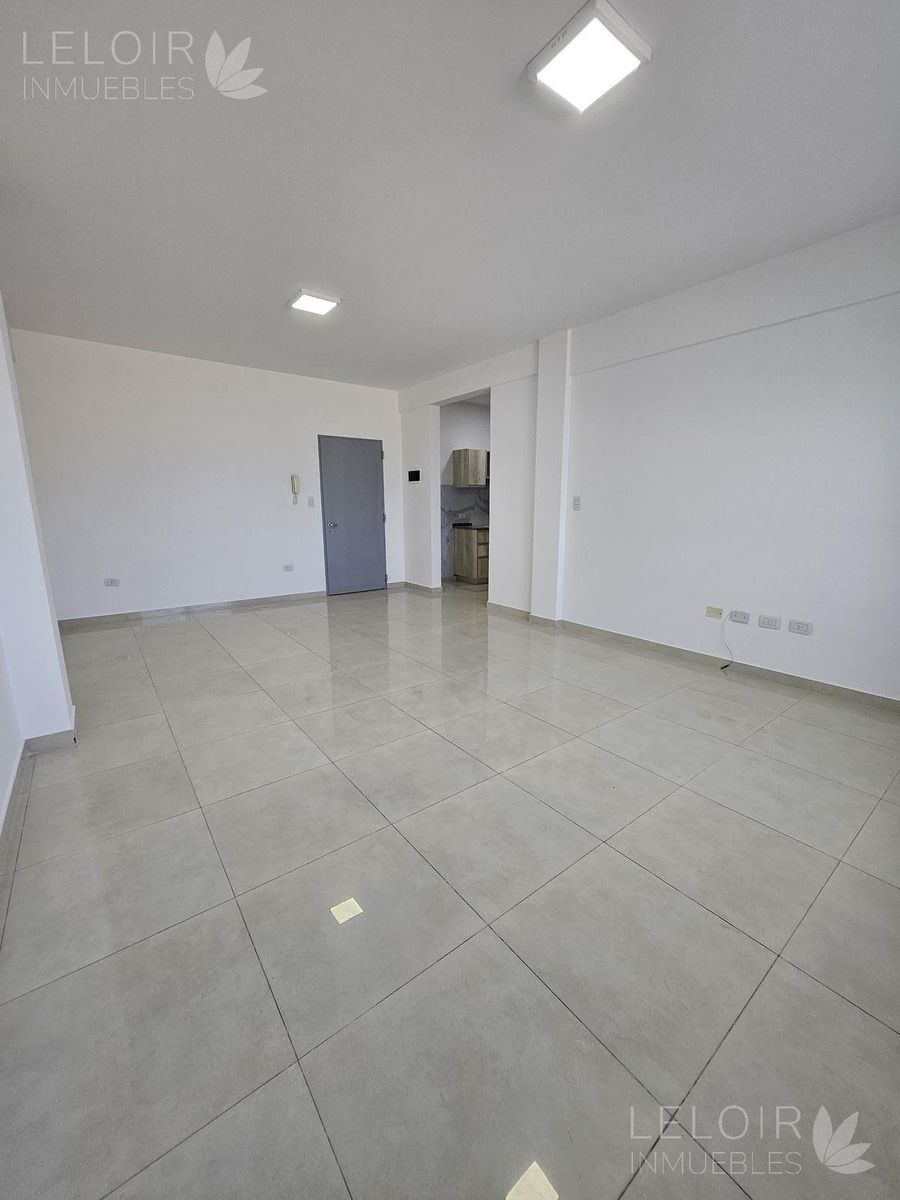 Oficina en Alquiler en Ituzaingo, G.B.A. Zona Oeste