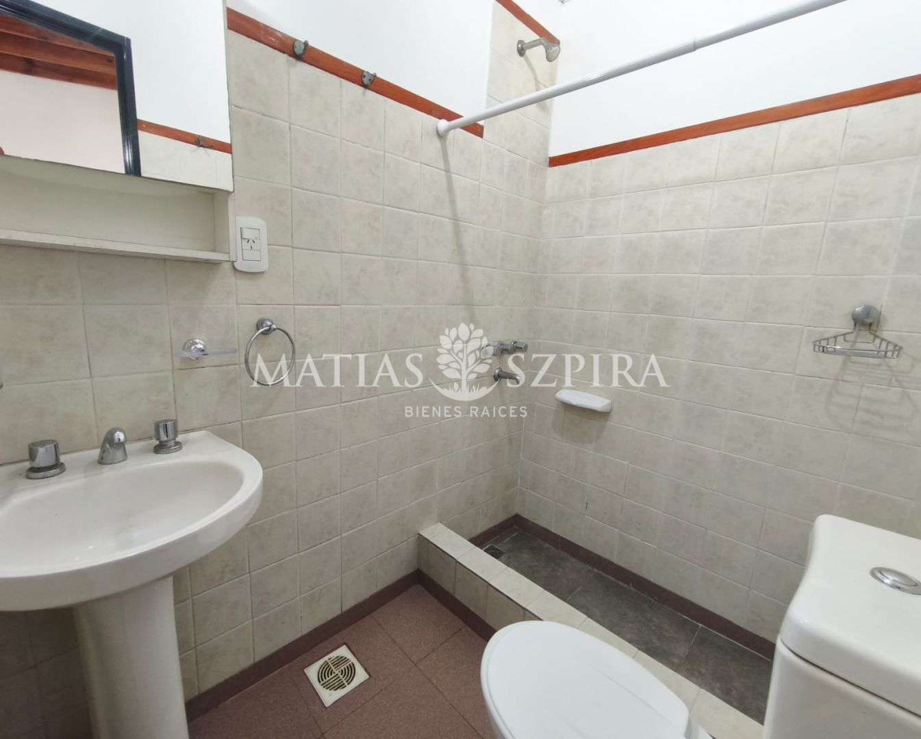 ALQUILER DE DEPARTAMENTO EN Hurlingham - Villa Tesei - 12