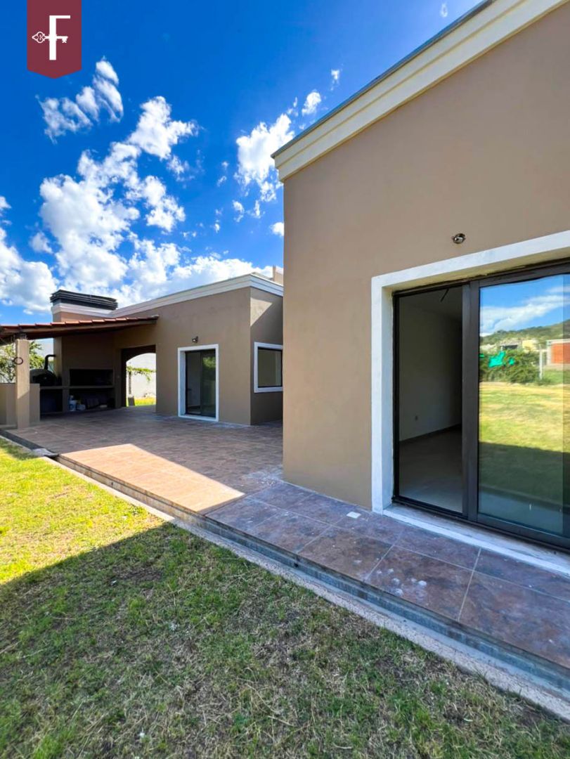 VENTA DE CASA EN San Luis - 8