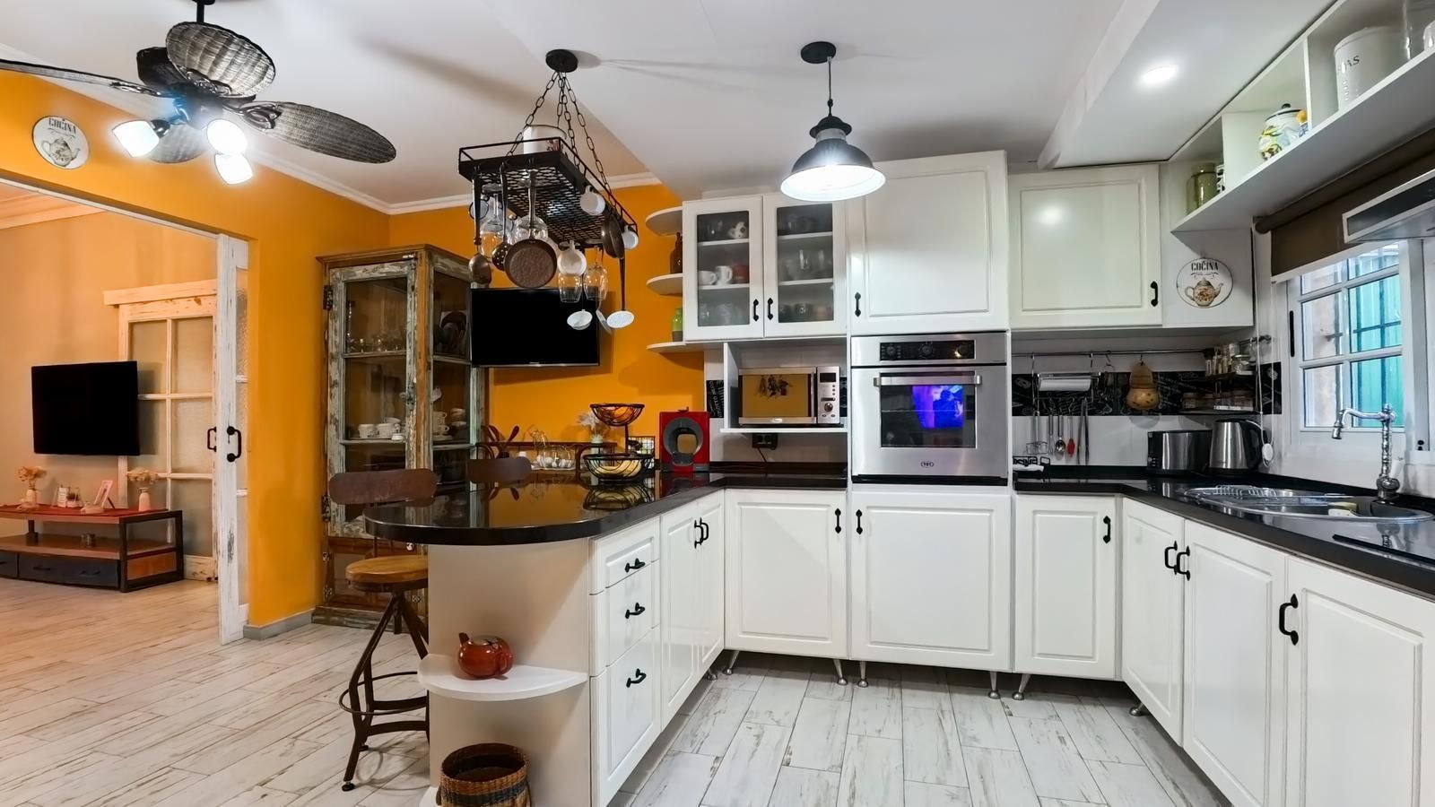 Casa en Venta en Moron, G.B.A. Zona Oeste